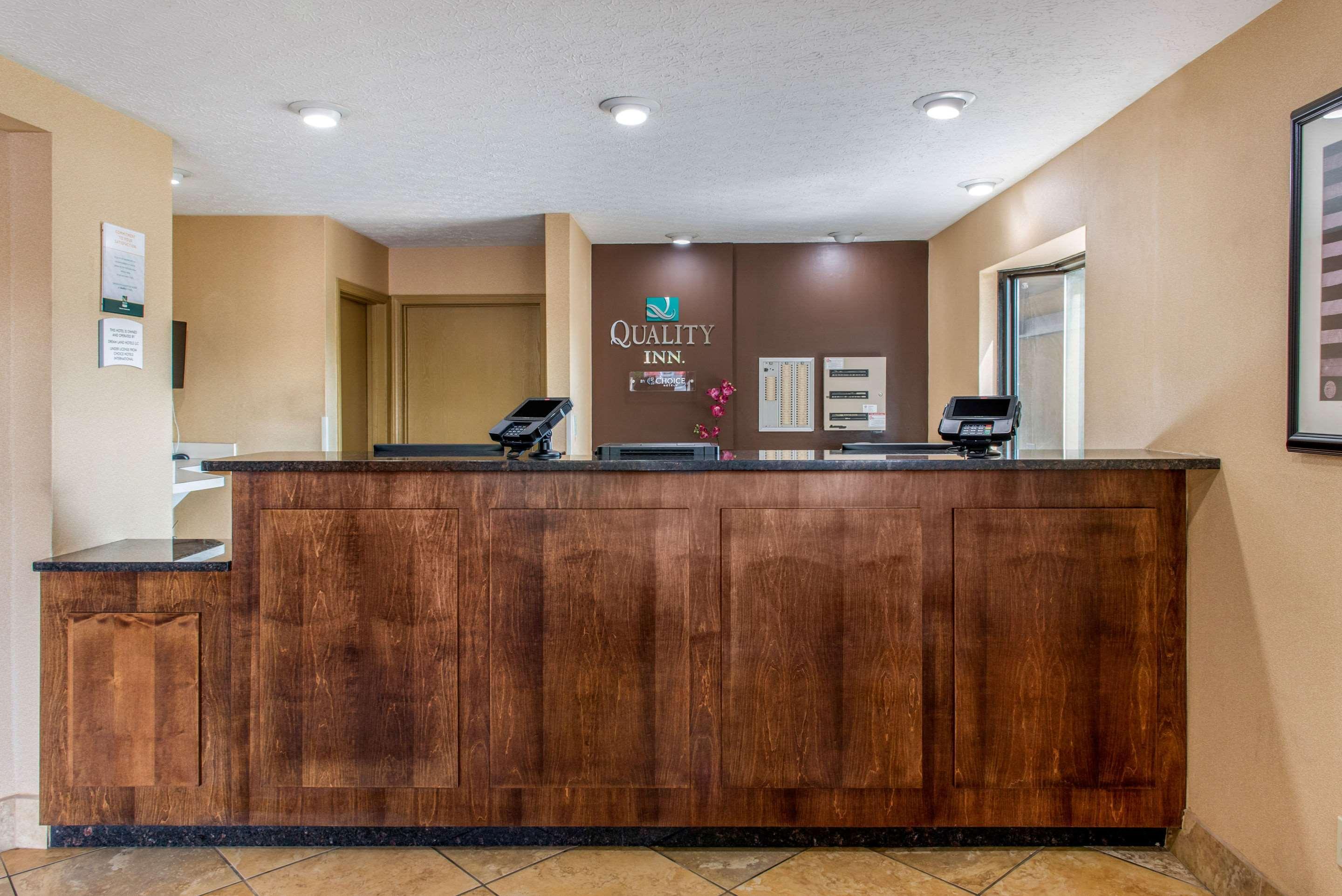 Quality Inn Columbus-East Eksteriør billede