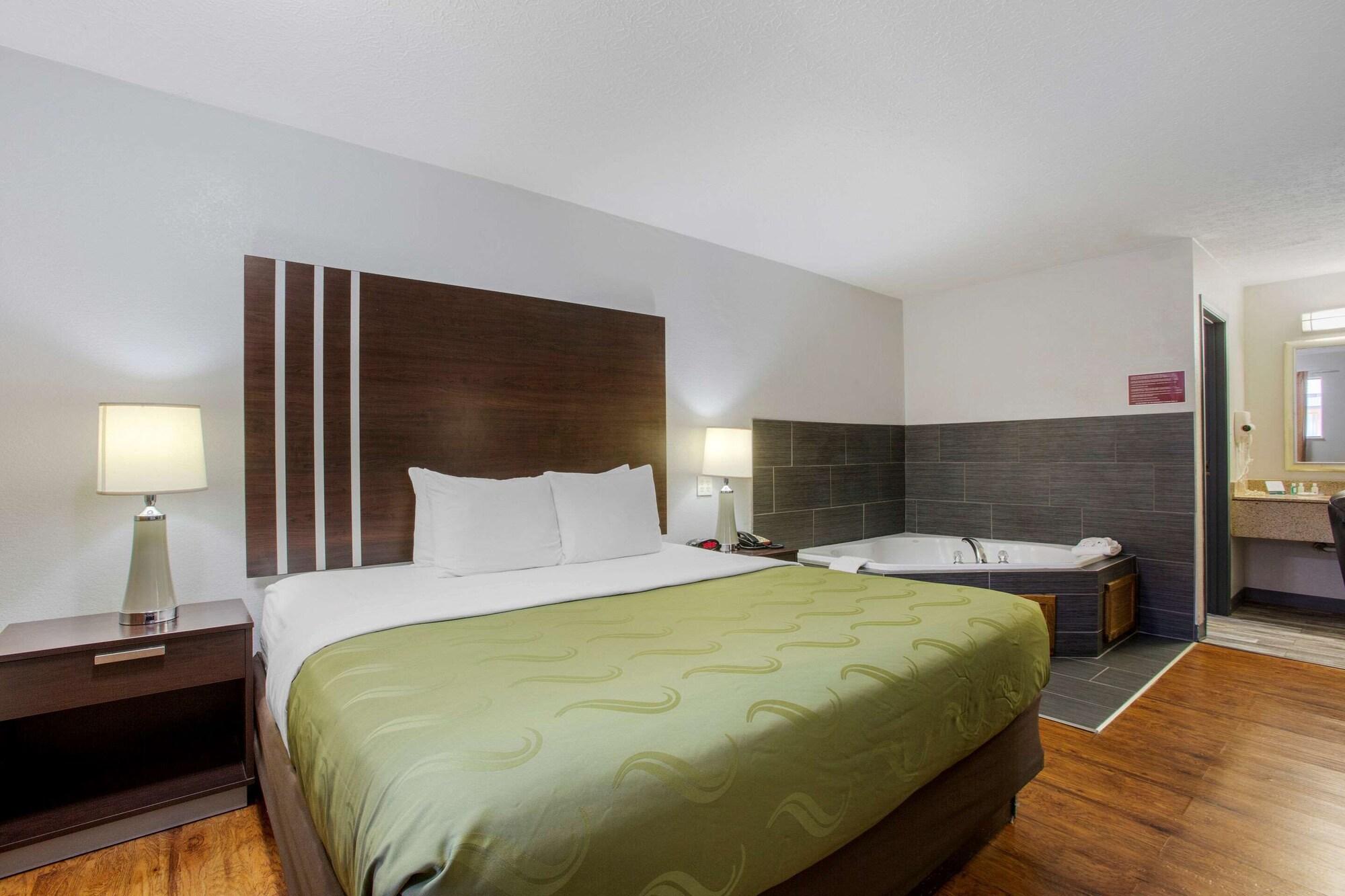 Quality Inn Columbus-East Eksteriør billede