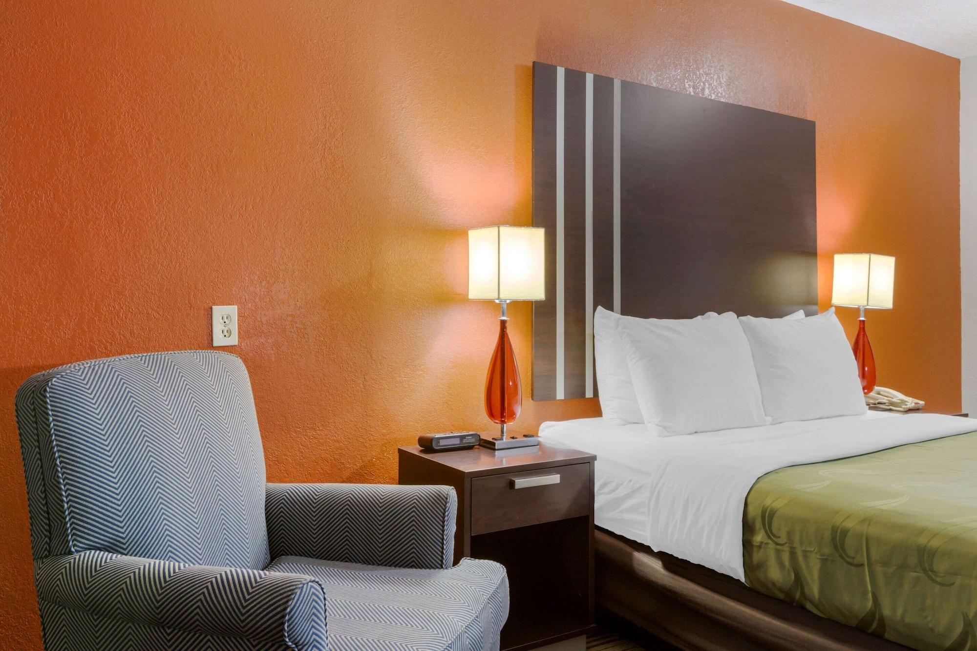 Quality Inn Columbus-East Eksteriør billede