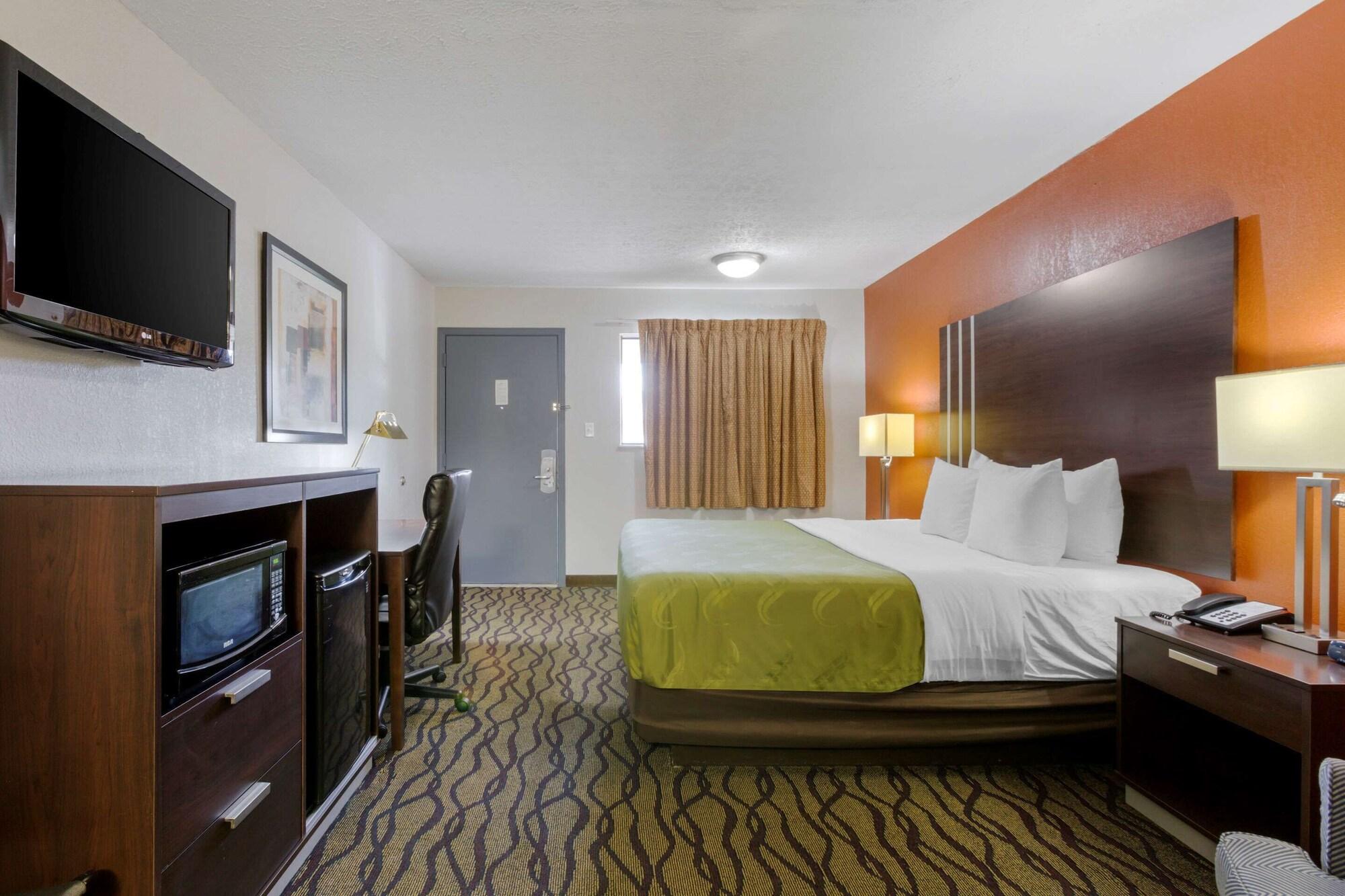Quality Inn Columbus-East Eksteriør billede